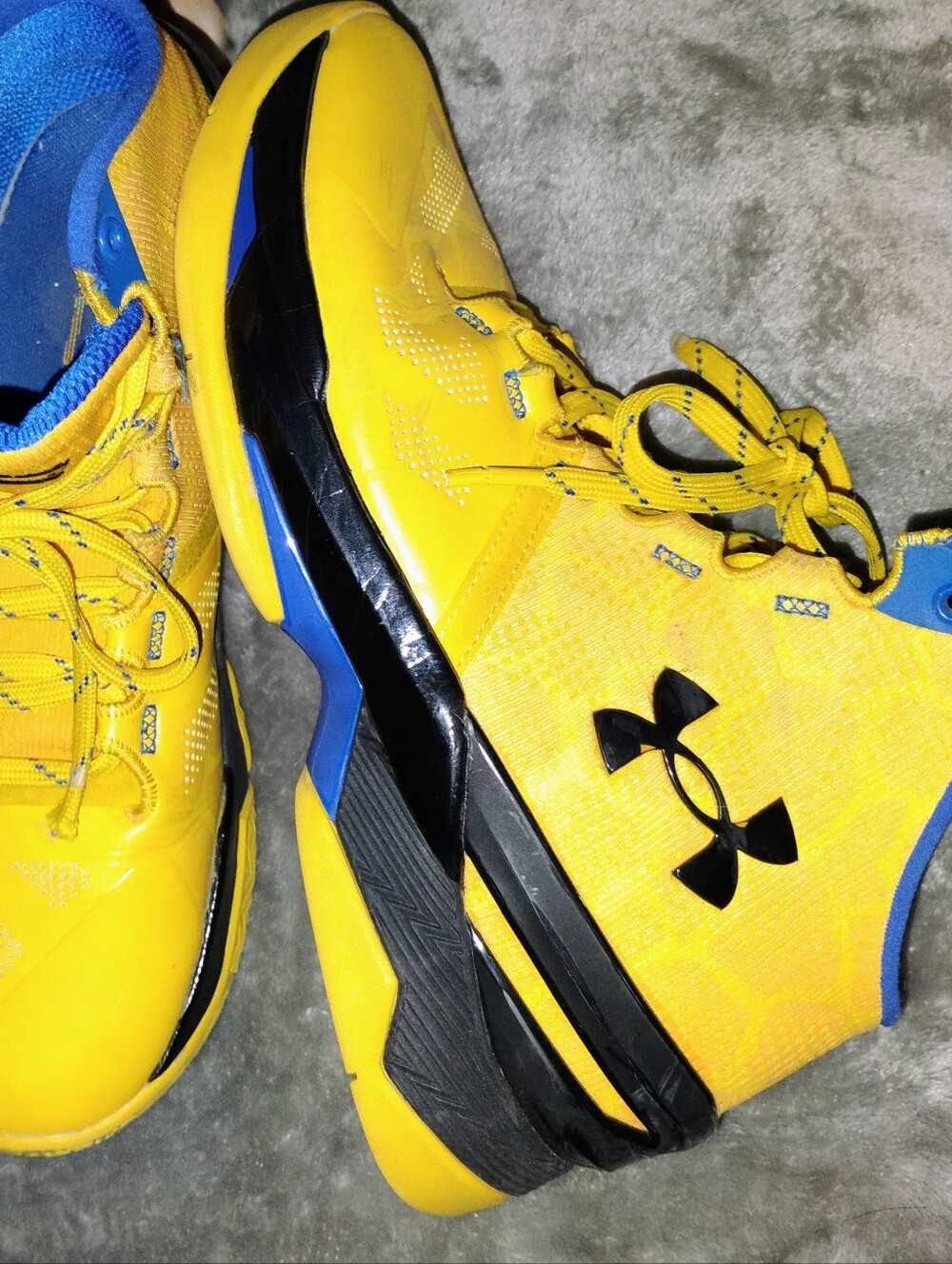 Under Armour Curry 2 Double Bang 7Y Men's Size 7 Women's Size 8.5